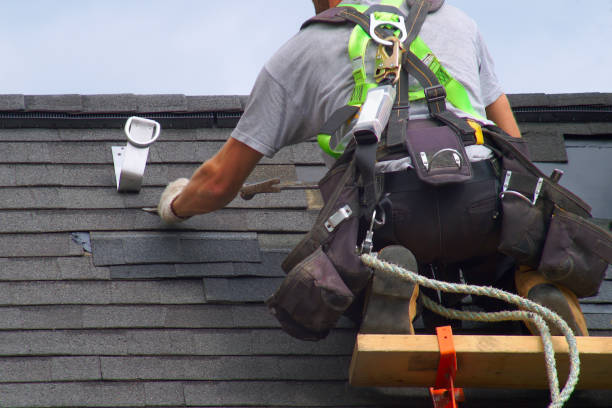 Quick and Trustworthy Emergency Roof Repair Services in Berkshire Lakes, FL
